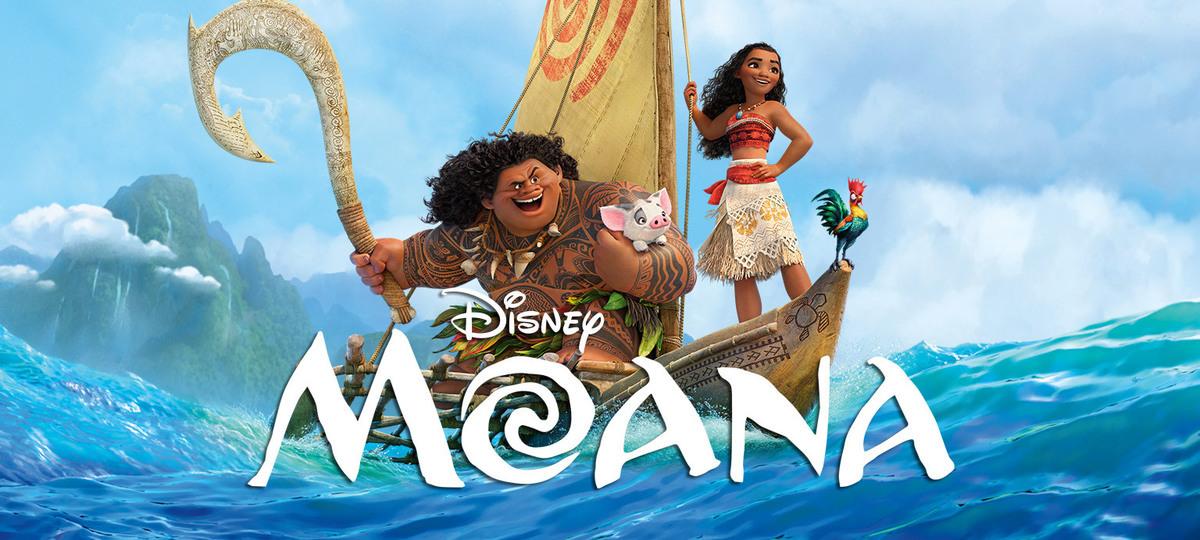 Moana and Maui on a ship in the ocean